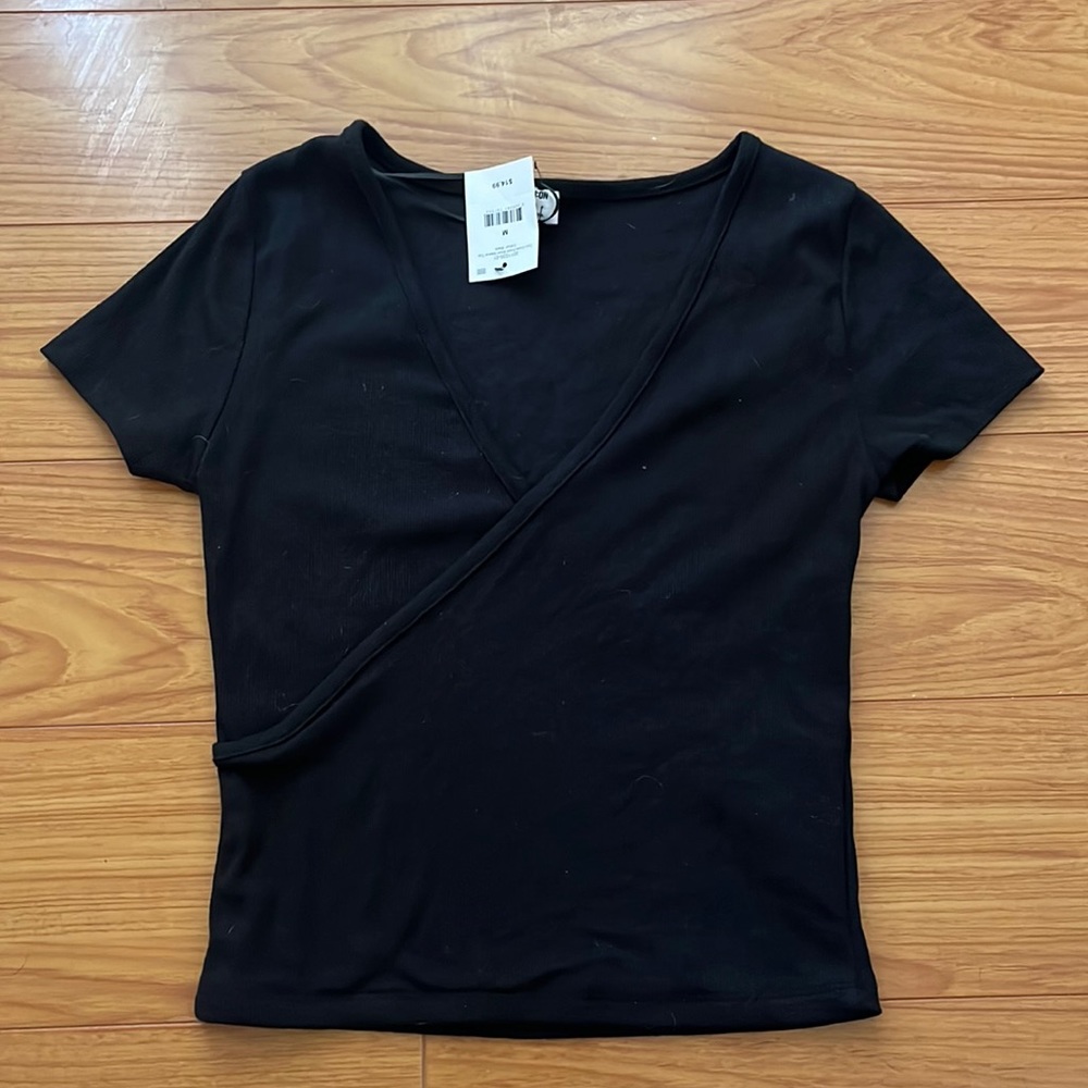 Toni Cross Front Short Sleeve Top